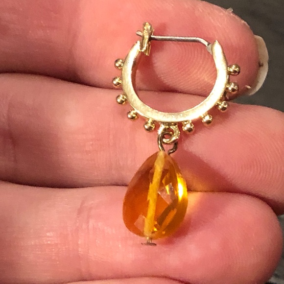 3/$40 VTG Studded Gold Dainty Small Hoop Pierced Earrings w/Yellow Bead Dangles - Picture 10 of 12